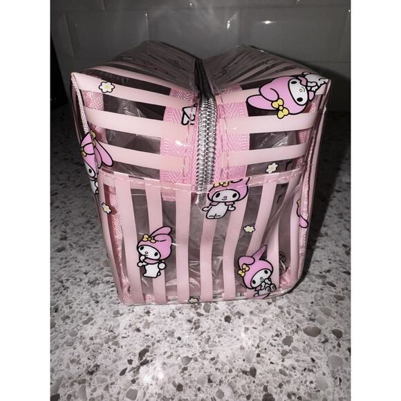 ⭐️Primark My melody make up bag/toiletry bag NWT - Picture 3 of 5